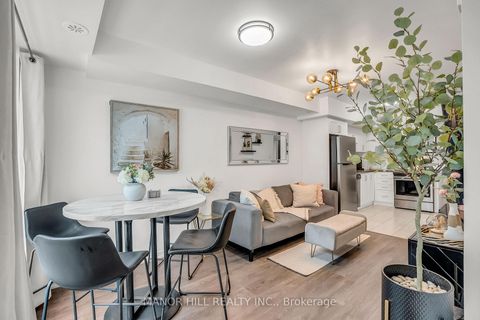 Photo 4 at 228 - 7 Applewood Lane, Etobicoke West Mall, Toronto