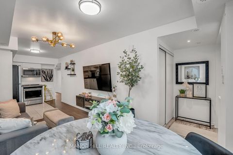 Photo 7 at 228 - 7 Applewood Lane, Etobicoke West Mall, Toronto