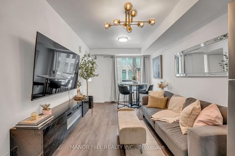 Photo 12 at 228 - 7 Applewood Lane, Etobicoke West Mall, Toronto