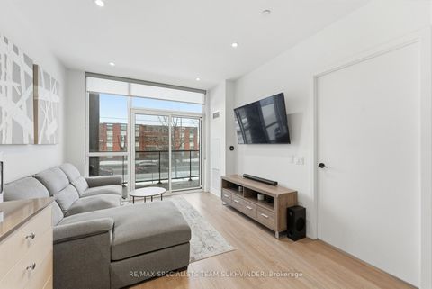 Photo 15 at 111 - 50 George Butchart Drive, CFB, Toronto