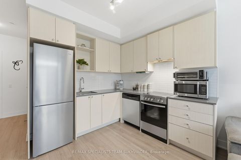 Photo 19 at 111 - 50 George Butchart Drive, CFB, Toronto