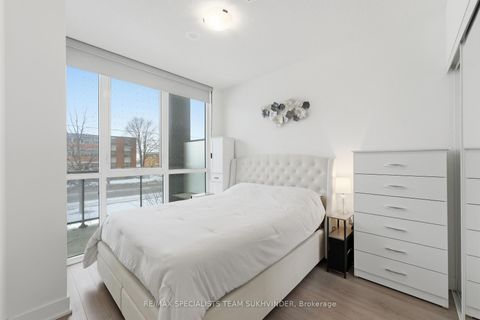 Photo 25 at 111 - 50 George Butchart Drive, CFB, Toronto
