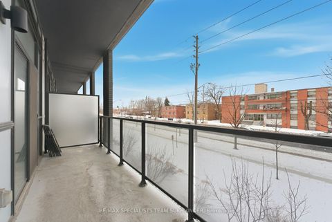 Photo 31 at 111 - 50 George Butchart Drive, CFB, Toronto