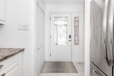 Photo 8 at 6 Deerpark Drive, Cundles East, Barrie