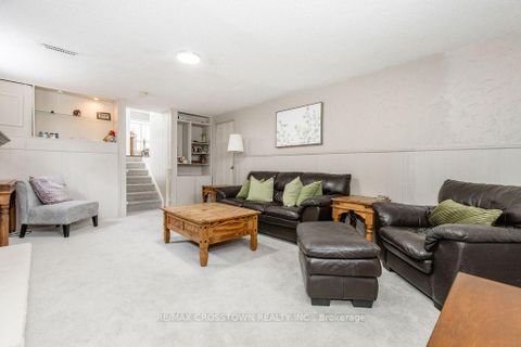 Photo 38 at 6 Deerpark Drive, Cundles East, Barrie