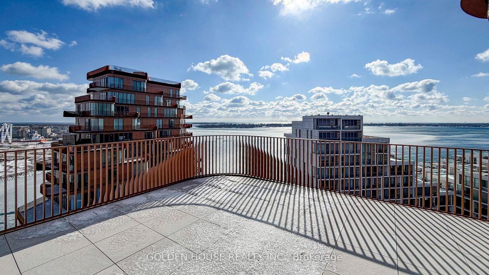 LPH22 - 155 Merchants' Wharf, Waterfront Communities C8, Toronto by Loree Meneguzzi Real Estate LPH22 - 155 Merchants' Wharf, Waterfront Communities C8, Toronto