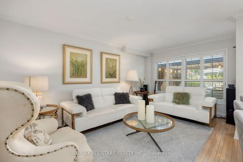 Photo 6 at 10 Sufi Crescent, Victoria Village, Toronto