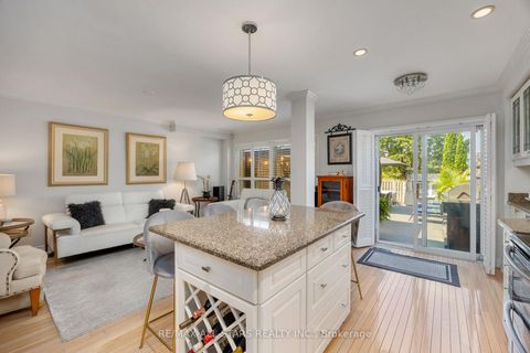 Photo 13 at 10 Sufi Crescent, Victoria Village, Toronto