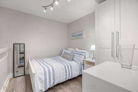 Photo 15 at 10 Sufi Crescent, Victoria Village, Toronto