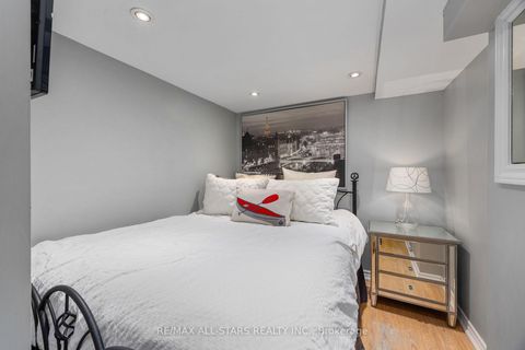 Photo 33 at 10 Sufi Crescent, Victoria Village, Toronto