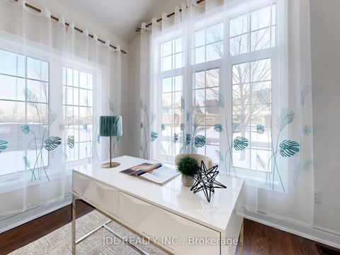 Photo 6 at 548 Somerville Drive, Wyndham, Newmarket