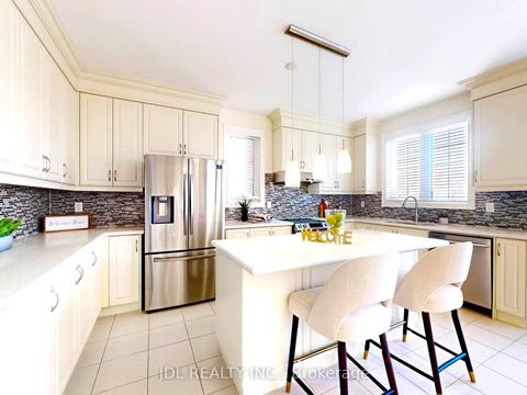 Photo 16 at 548 Somerville Drive, Wyndham, Newmarket