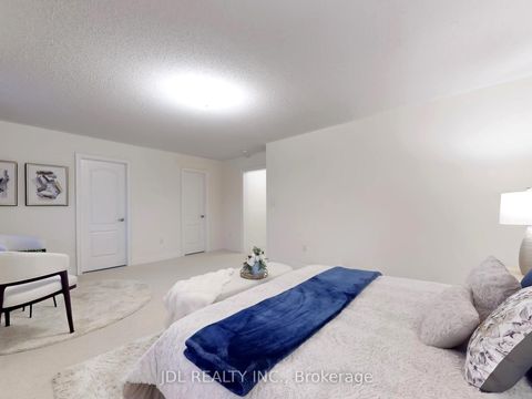 Photo 24 at 548 Somerville Drive, Wyndham, Newmarket