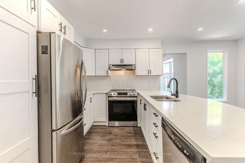 Photo 1 at 21 Autumn Lane, Allandale Heights, Barrie