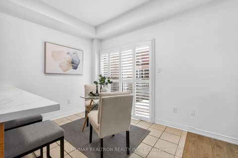 Photo 11 at 162 Seasons Drive, Rouge E11, Toronto