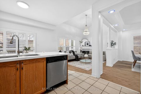 Photo 15 at 162 Seasons Drive, Rouge E11, Toronto