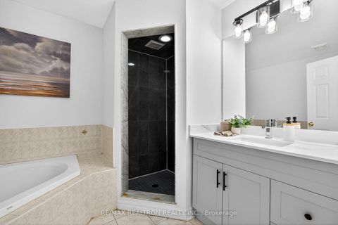 Photo 25 at 162 Seasons Drive, Rouge E11, Toronto