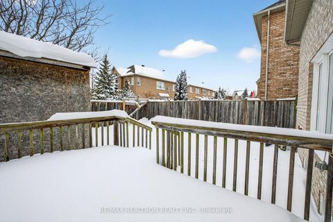 Photo 33 at 162 Seasons Drive, Rouge E11, Toronto