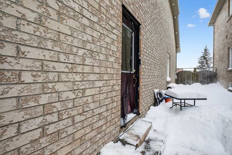 Photo 34 at 162 Seasons Drive, Rouge E11, Toronto