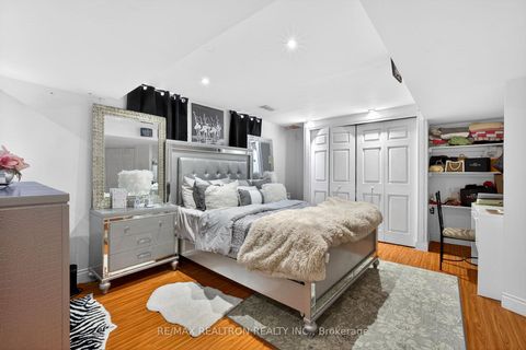 Photo 39 at 162 Seasons Drive, Rouge E11, Toronto