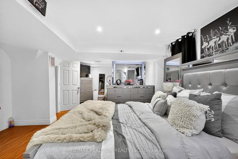 Photo 42 at 162 Seasons Drive, Rouge E11, Toronto