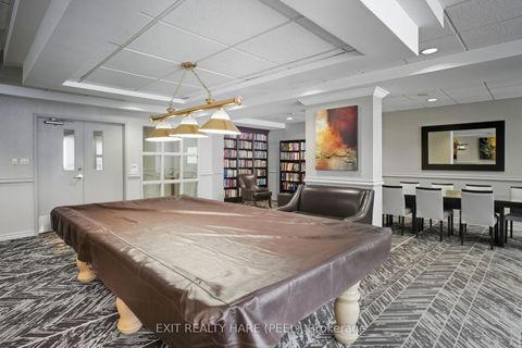 Photo 15 at 618 - 11 Townsgate Drive, Yorkhill, Vaughan