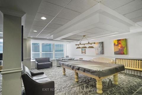 Photo 17 at 618 - 11 Townsgate Drive, Yorkhill, Vaughan