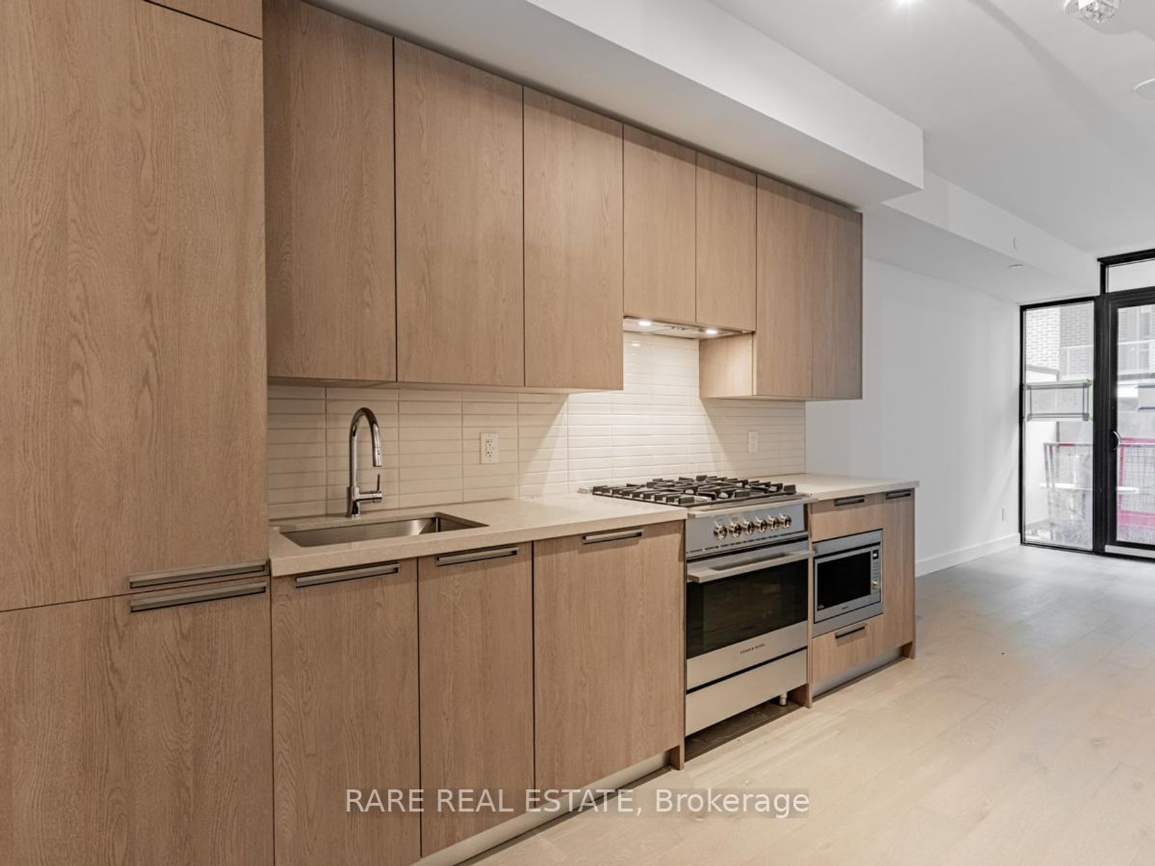 505 - 160 Kingsway Crescent, Kingsway South, Toronto photo 8