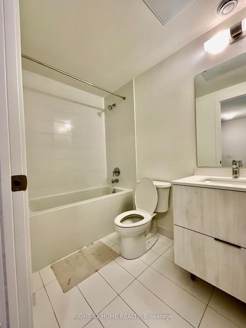 Photo 12 at 8 Steckley House Lane, Rural Richmond Hill, Richmond Hill