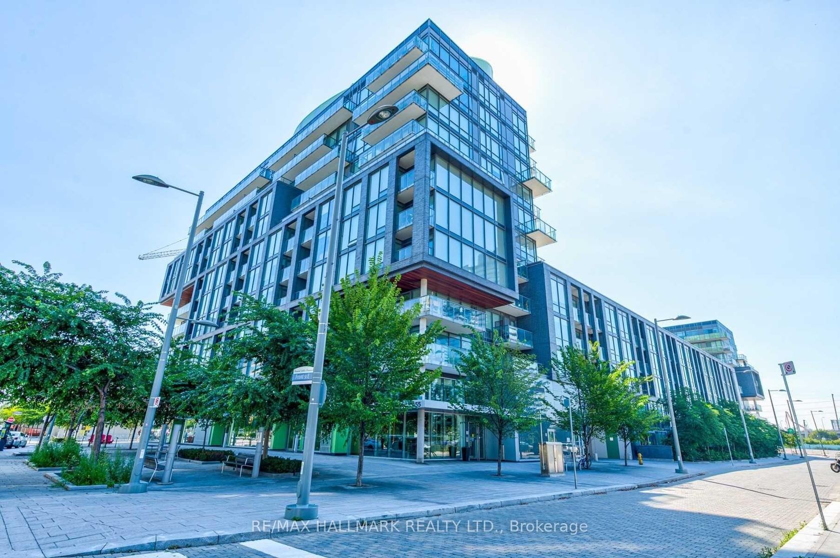 N416 - 455 Front Street E, Waterfront Communities C8, Toronto by Loree Meneguzzi Real Estate N416 - 455 Front Street E, Waterfront Communities C8, Toronto
