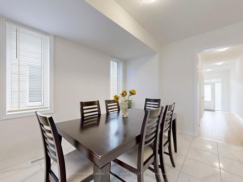 Photo 4 at 18 Ludlow Drive, Rural Barrie Southeast, Barrie