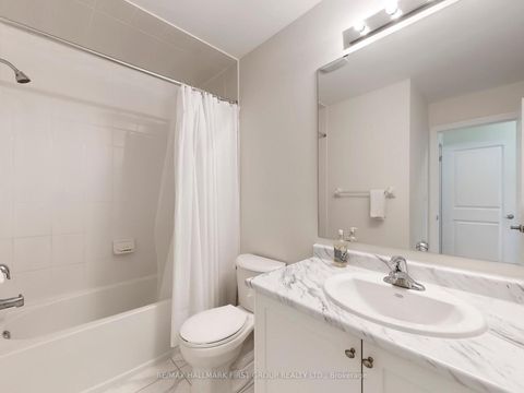 Photo 13 at 18 Ludlow Drive, Rural Barrie Southeast, Barrie