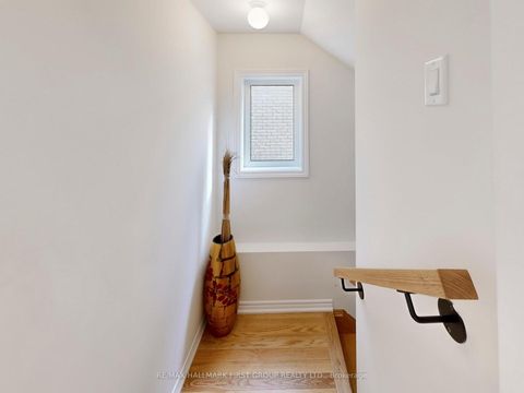 Photo 16 at 18 Ludlow Drive, Rural Barrie Southeast, Barrie