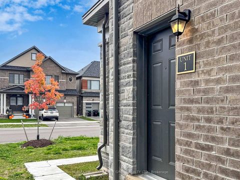 Photo 19 at 18 Ludlow Drive, Rural Barrie Southeast, Barrie