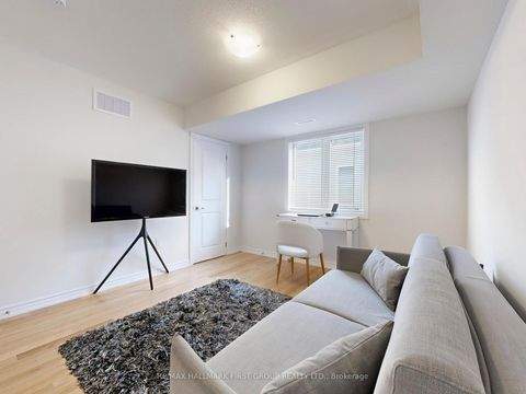 Photo 33 at 18 Ludlow Drive, Rural Barrie Southeast, Barrie