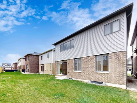 Photo 44 at 18 Ludlow Drive, Rural Barrie Southeast, Barrie