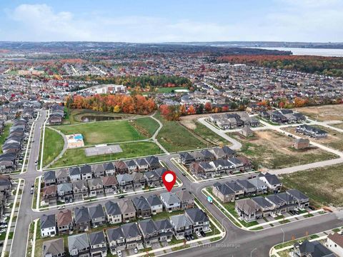 Photo 46 at 18 Ludlow Drive, Rural Barrie Southeast, Barrie