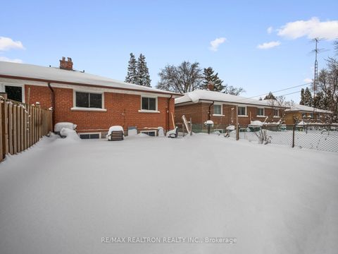 Photo 33 at 337 Wilmington Avenue, Bathurst Manor, Toronto