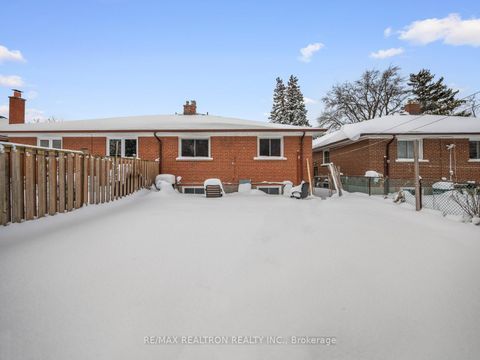 Photo 34 at 337 Wilmington Avenue, Bathurst Manor, Toronto