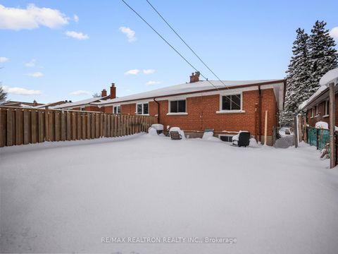 Photo 35 at 337 Wilmington Avenue, Bathurst Manor, Toronto