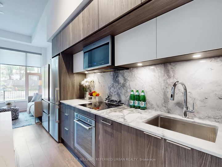 Photo 7 at 239 - 25 Adra Grado Way, Bayview Village, Toronto