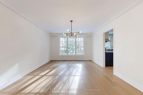 Photo 5 at 37 Abbeywood Trail, Don Mills, Toronto