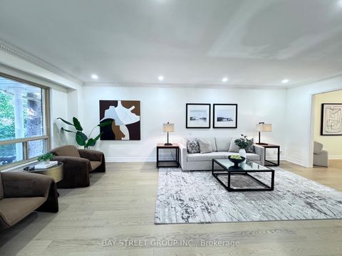 Photo 11 at 37 Abbeywood Trail, Don Mills, Toronto