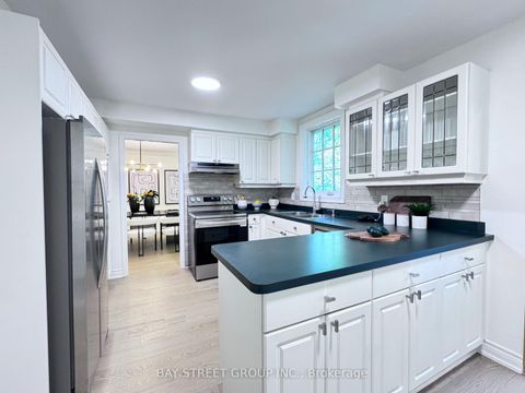 Photo 16 at 37 Abbeywood Trail, Don Mills, Toronto