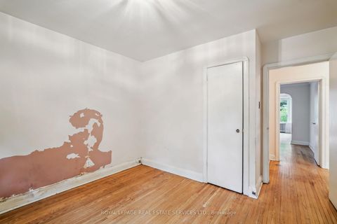 Photo 13 at 326 Lawrence Avenue W, Nortown, Toronto
