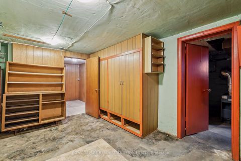 Photo 22 at 326 Lawrence Avenue W, Nortown, Toronto