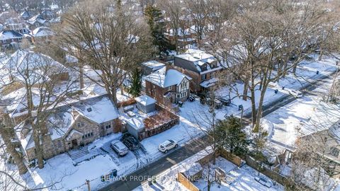Photo 40 at 3 Lynngrove Avenue, Kingsway South, Toronto