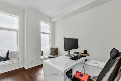 Photo 4 at 1438 Davis Loop, Lefroy, Innisfil