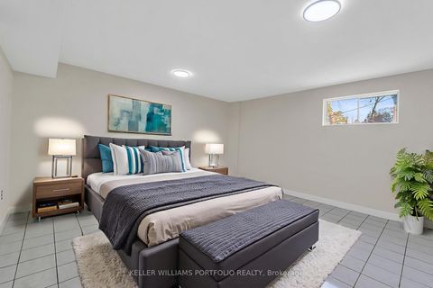 Photo 33 at 200 Lake Promenade, Long Branch, Toronto