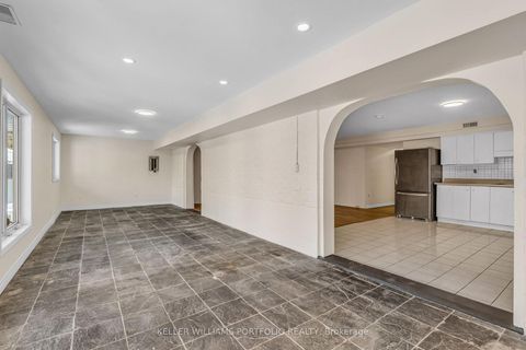 Photo 39 at 200 Lake Promenade, Long Branch, Toronto